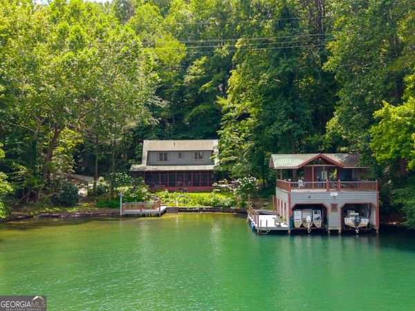 817 E Wildcat Road, Clarkesville, GA 30525