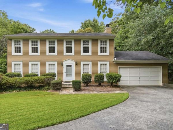 471 Surrey Place, Marietta, GA 30068