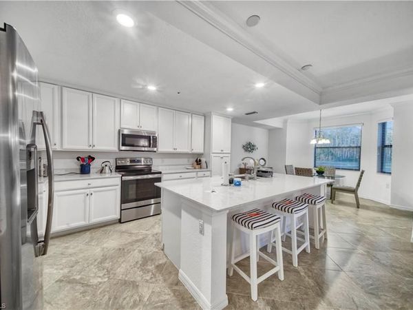 9572 Trevi CT, Unit 5017, NAPLES, FL 34113
