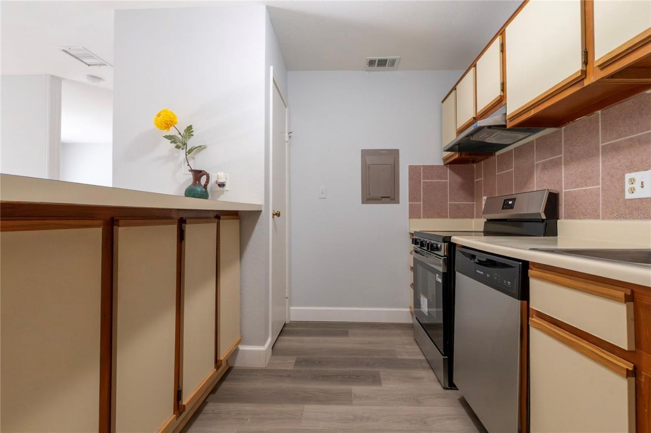 1400 Gandy Boulevard N, Unit 1708, Saint Petersburg, FL 33702 Photo