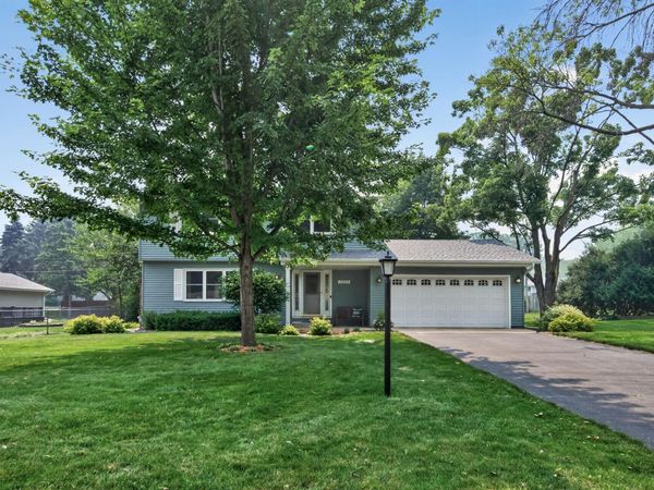2809 W 101st Street, Bloomington, MN 55431