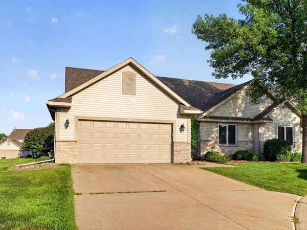 5216 Gemstone Lane NW, Rochester, MN 55901