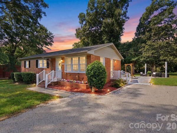 2624 Quiet Acres Road , Lancaster, SC 29720