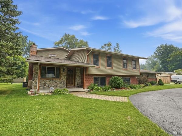 3454 Paddington Drive, Troy, Mi 48084