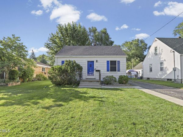 105 S Masters Court , Maumee, OH 43537