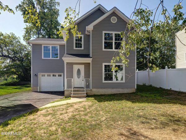 195 Greenwood Drive, Keyport, NJ 07735
