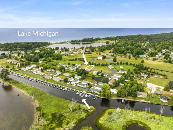 3316 Lakeland Drive, Arcadia, MI 49613
