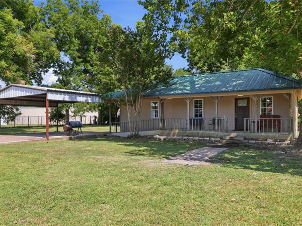210 Main, Caddo, OK 74729
