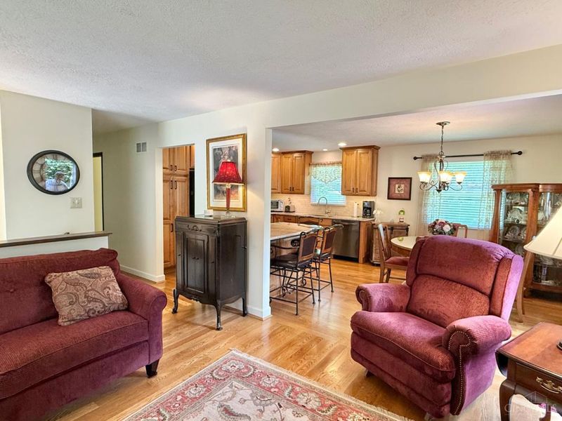 5174 Clearlake Drive, Unit 38, Cincinnati, OH 45247 Photo 4