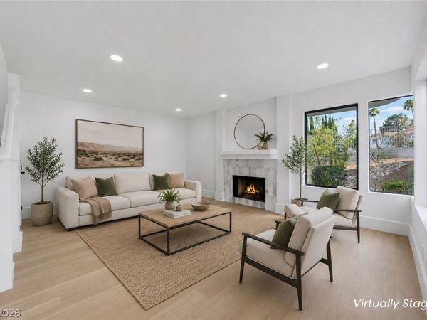 2720 Baycliff Court, Unit 2, Las Vegas, NV 89117