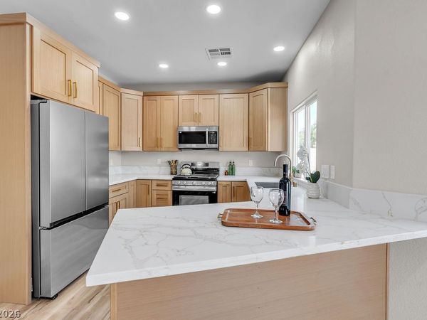 9004 Loggers Mill Avenue , Las Vegas, NV 89143