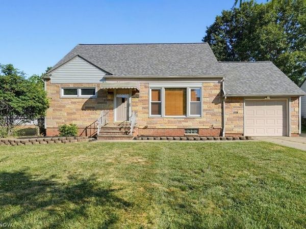 23881 Puritan Avenue, Euclid, OH 44123