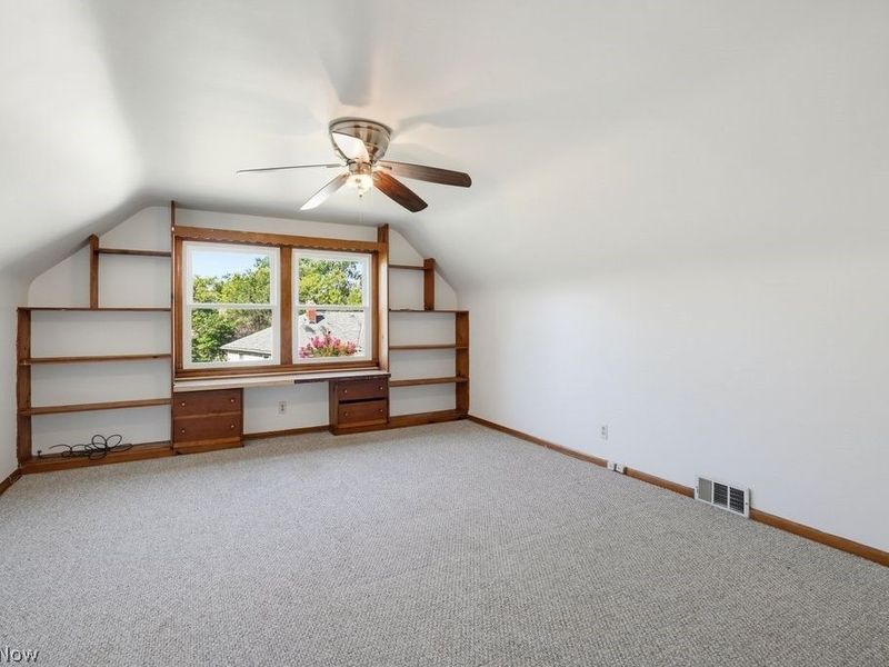 23881 Puritan Avenue, Euclid, OH 44123 Photo 12