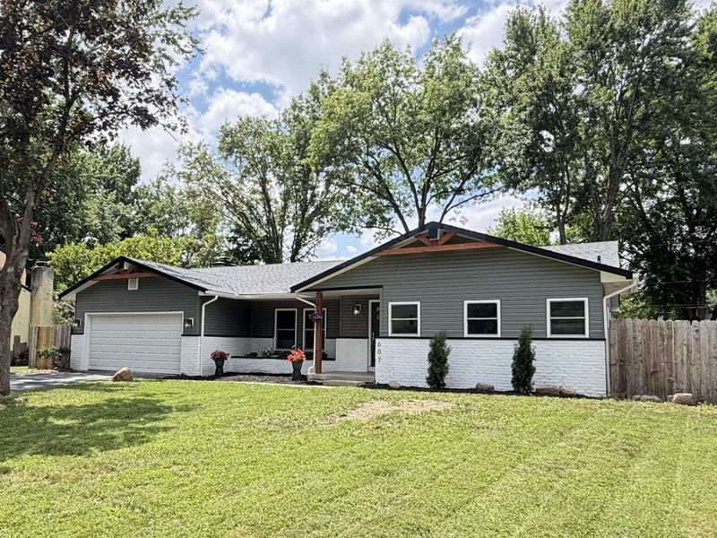 607 College Crest Road, Westerville, OH 43081 Photo 1