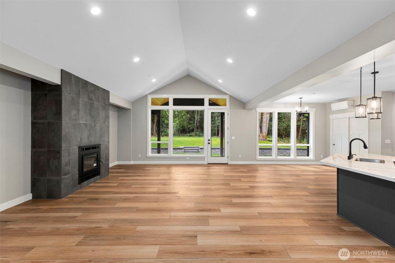 5306 SE Cottage Path Way , Port Orchard, WA 98366