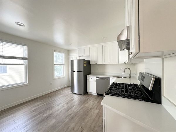 72 Easton St, Unit 2, Boston, MA 02134