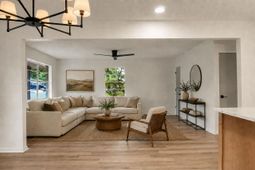 2052 Vestry Drive photo 4