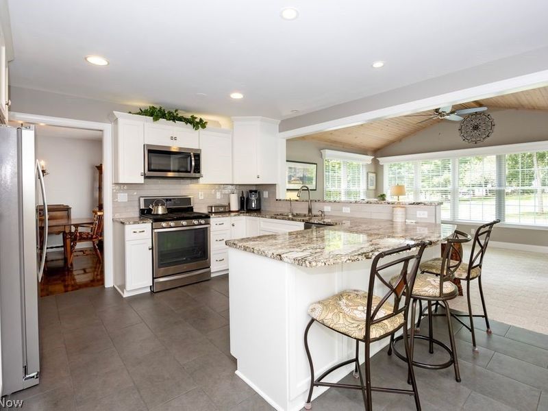 38 Oakwood Drive, Westfield Center, OH 44251 Photo 5