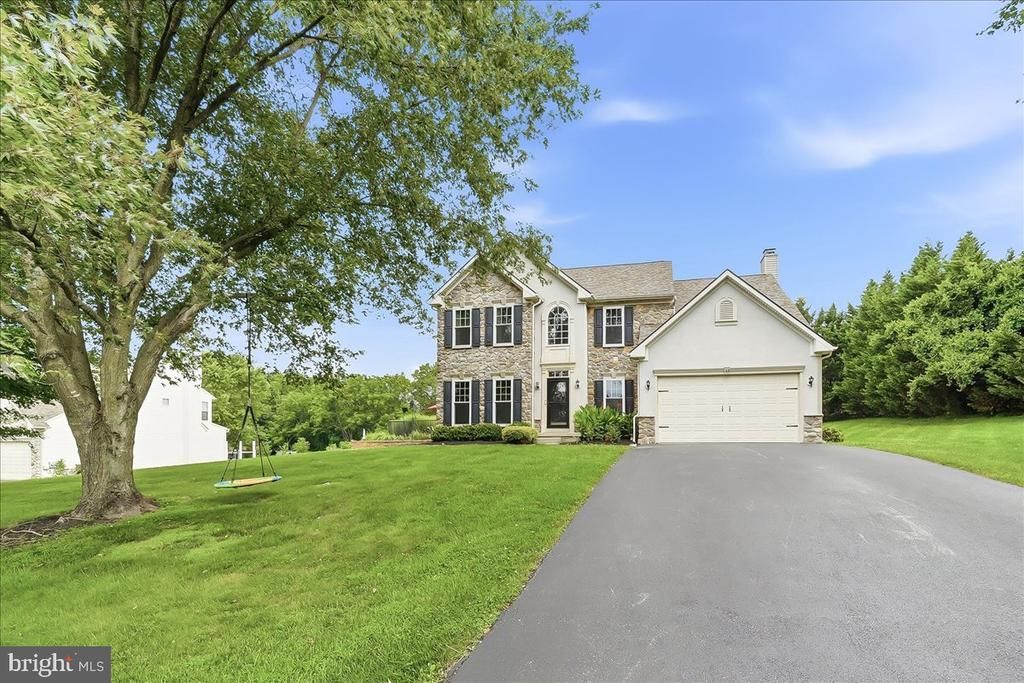 40 CAVERSHAM DRIVE, WEST GROVE, PA 19390