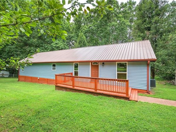 7289 Staton Place SE, Acworth, GA 30102
