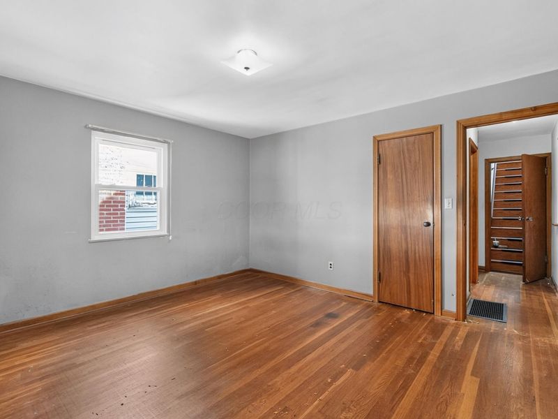 584 Chestershire Road, Columbus, OH 43204 Photo 14