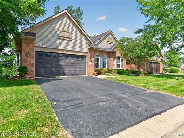 1698 Treyborne Circle , Commerce Twp, MI 48390