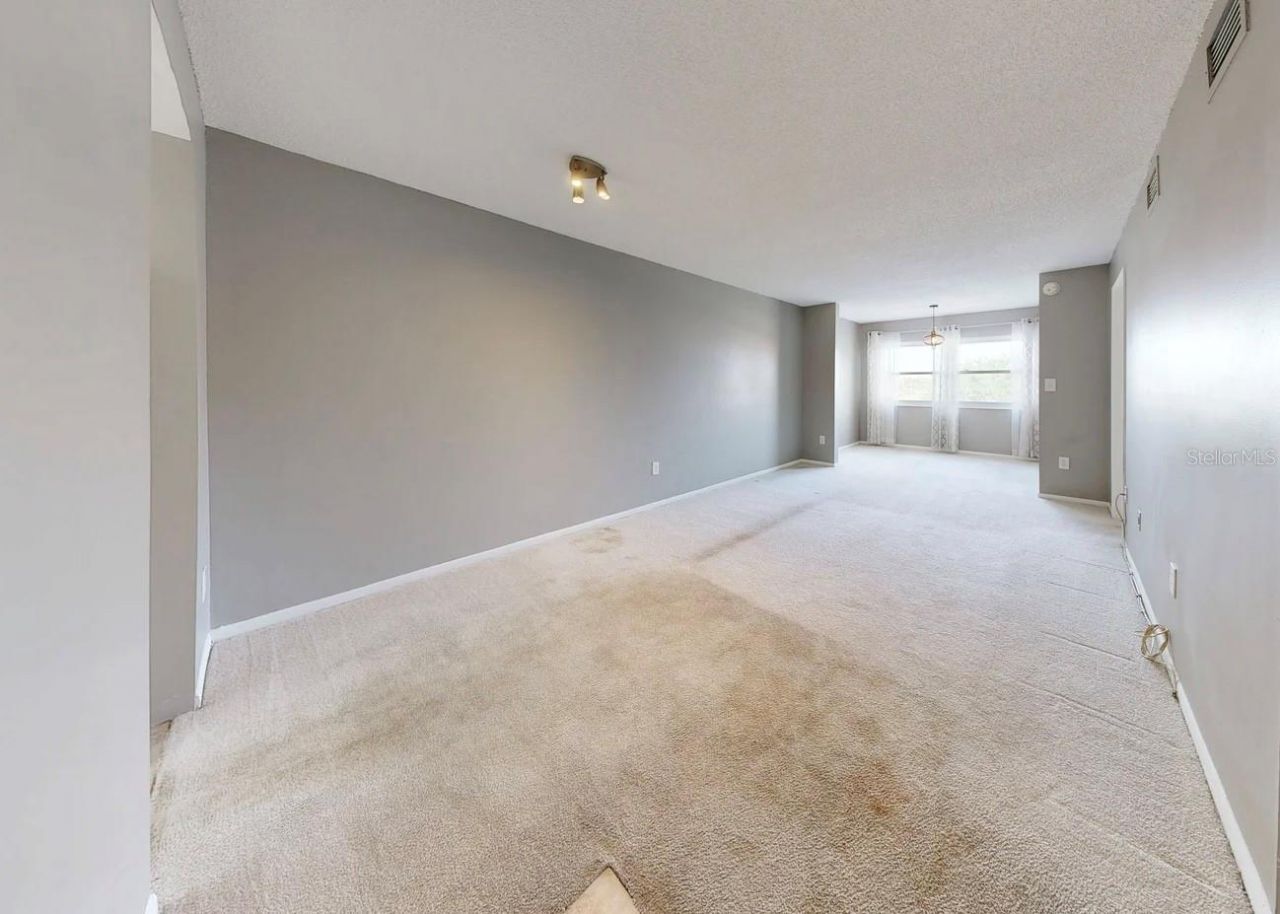 801 83rd Avenue N, Unit 309, Saint Petersburg, FL 33702 Photo