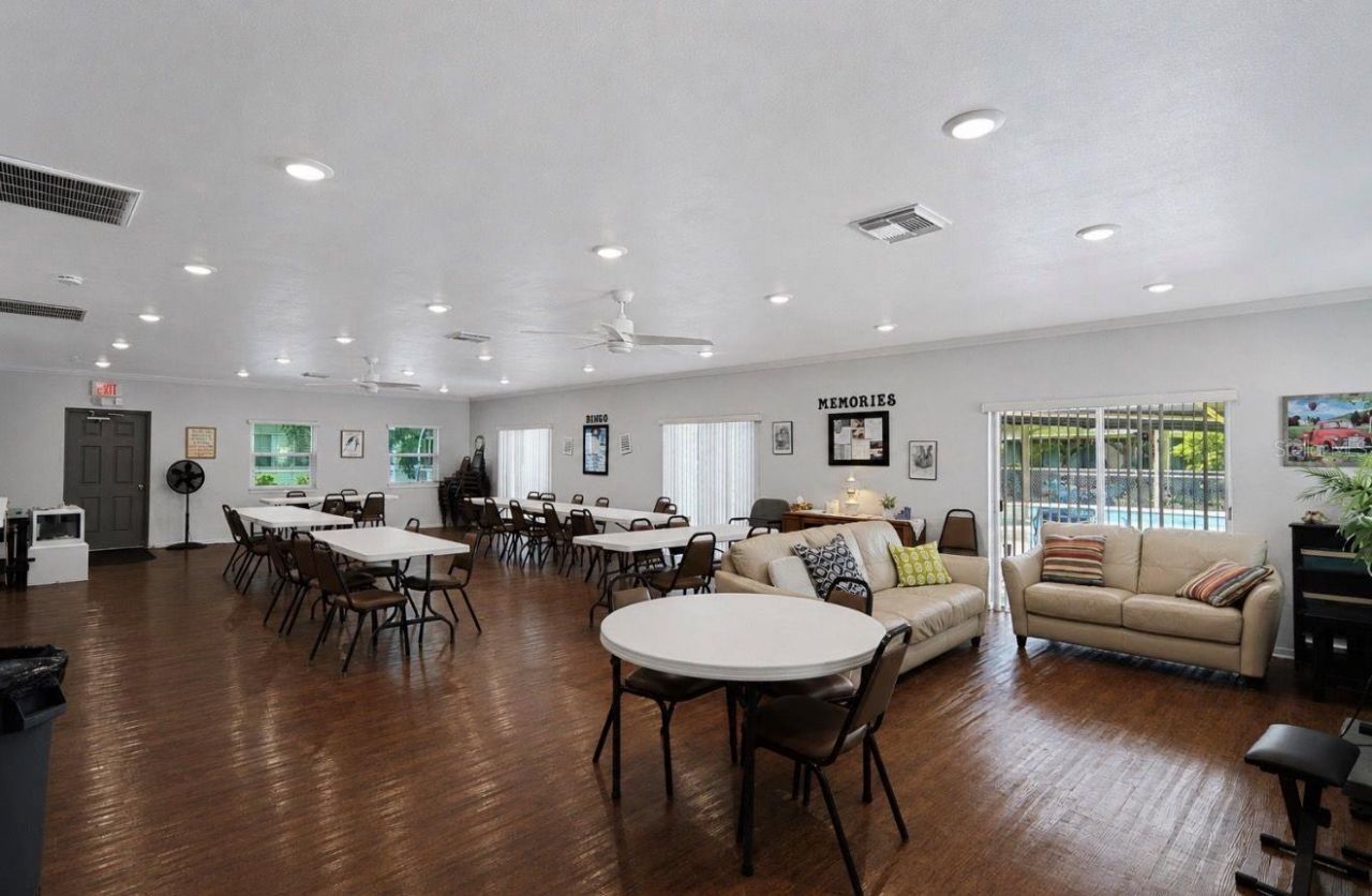 801 83rd Avenue N, Unit 309, Saint Petersburg, FL 33702 Photo