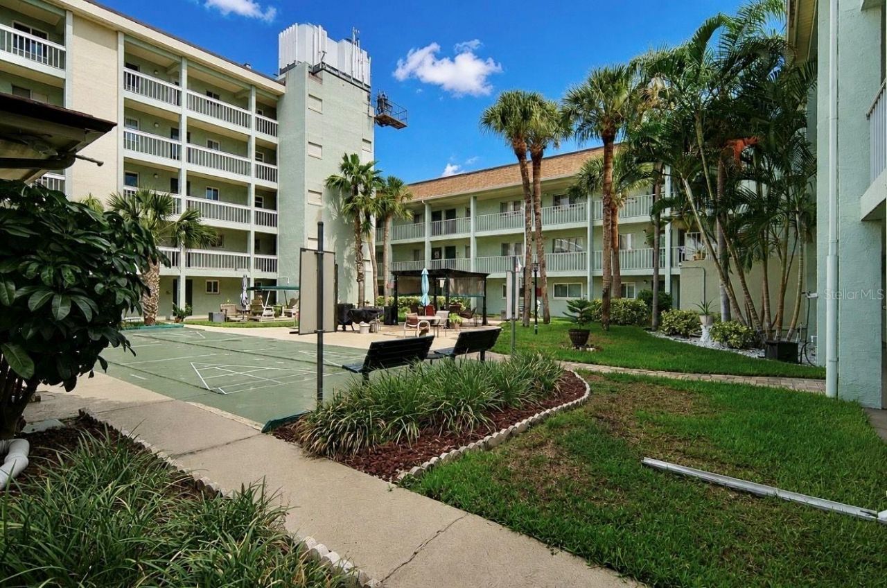 801 83rd Avenue N, Unit 309, Saint Petersburg, FL 33702 Photo