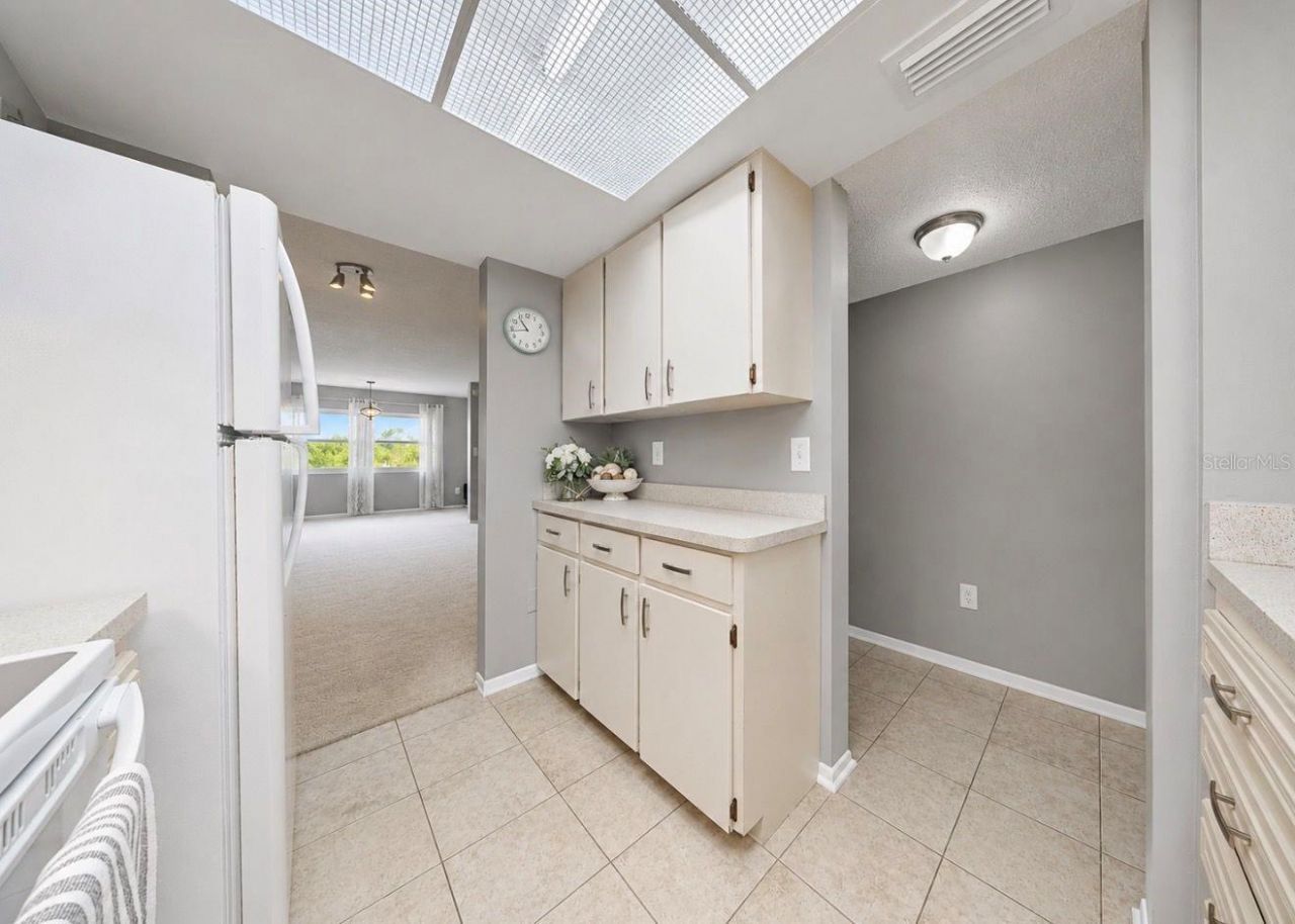 801 83rd Avenue N, Unit 309, Saint Petersburg, FL 33702 Photo