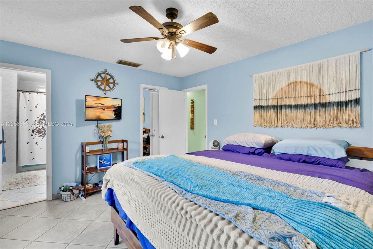 422 Calle Limon, Marathon, FL 33050 Photo
