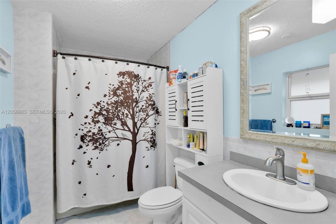 422 Calle Limon, Marathon, FL 33050 Photo