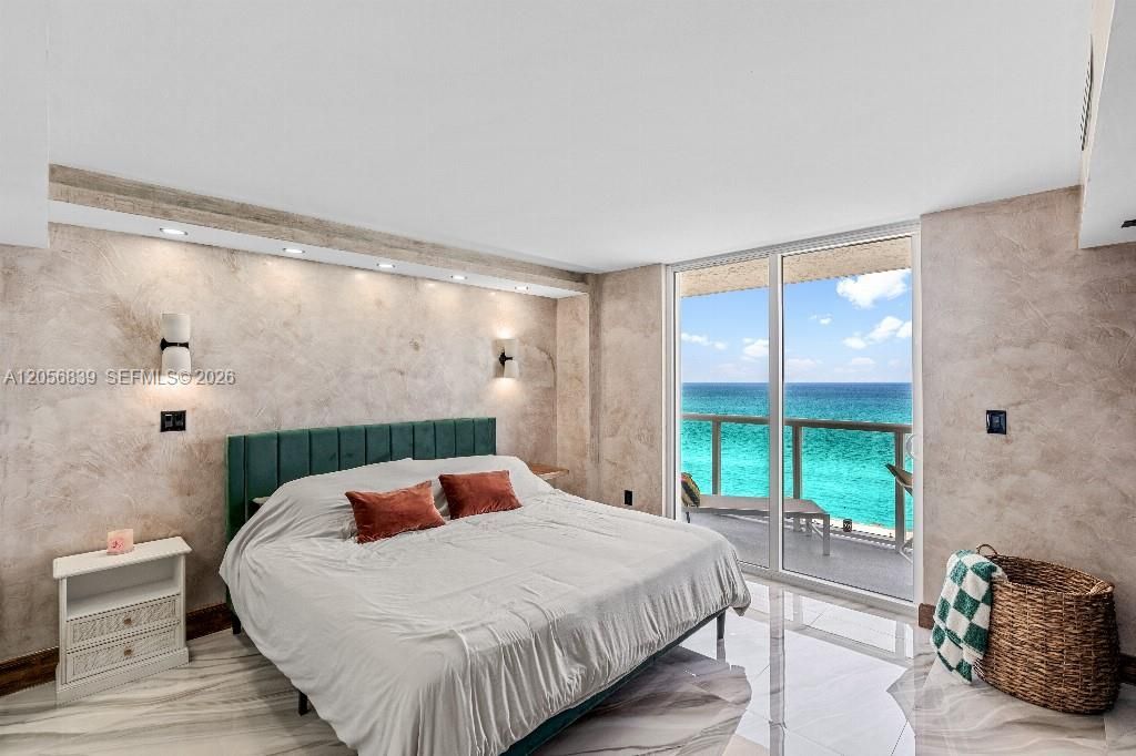 2457 Collins Ave, Unit 1603, Miami Beach, FL 33140 Photo