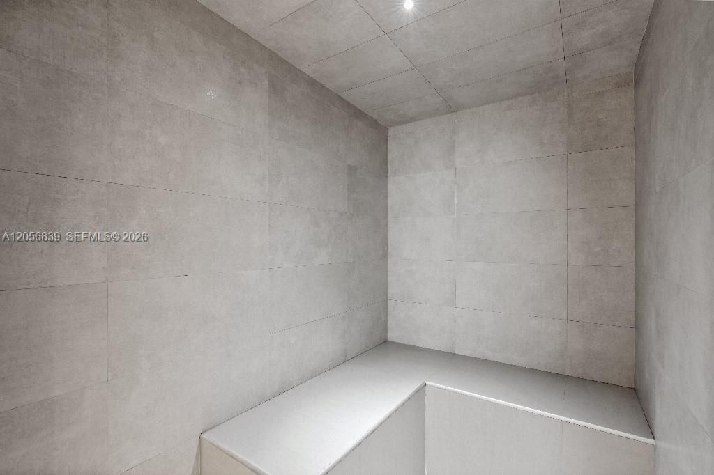 2457 Collins Ave, Unit 1603, Miami Beach, FL 33140 Photo