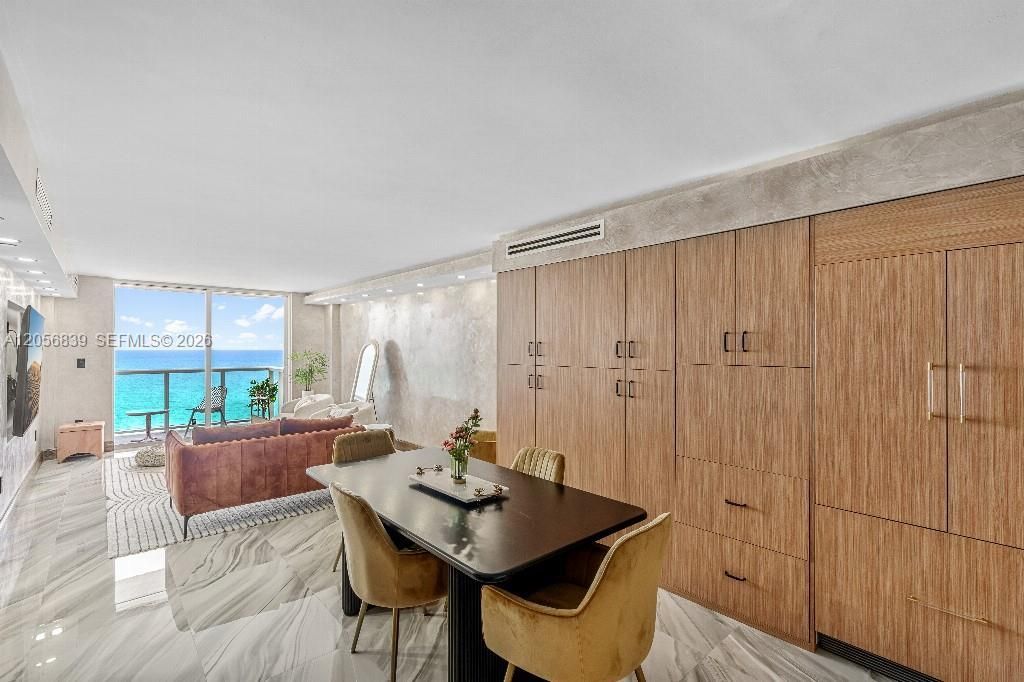 2457 Collins Ave, Unit 1603, Miami Beach, FL 33140 Photo
