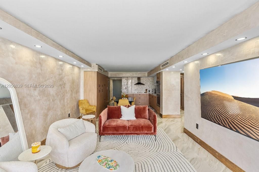 2457 Collins Ave, Unit 1603, Miami Beach, FL 33140 Photo