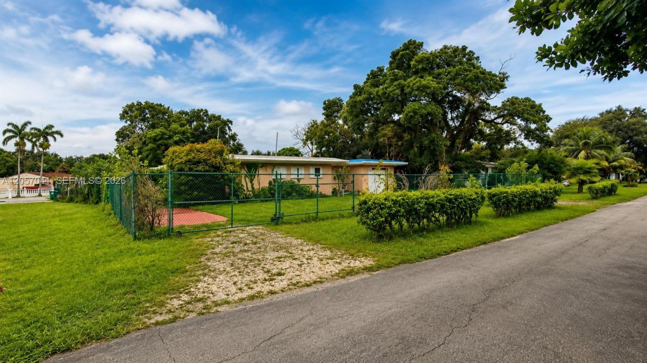 14920 NW 12th Ave, Miami, FL 33168 Photo