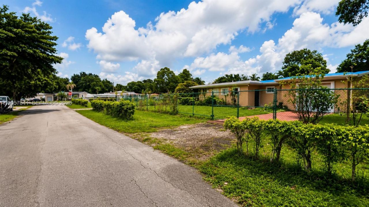 14920 NW 12th Ave, Miami, FL 33168 Photo