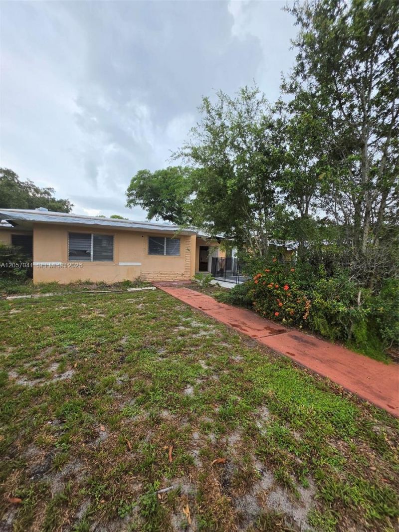 14920 NW 12th Ave, Miami, FL 33168 Photo