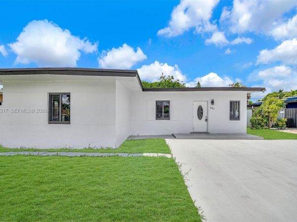 580 NW 116th Ter , Miami, FL 33168