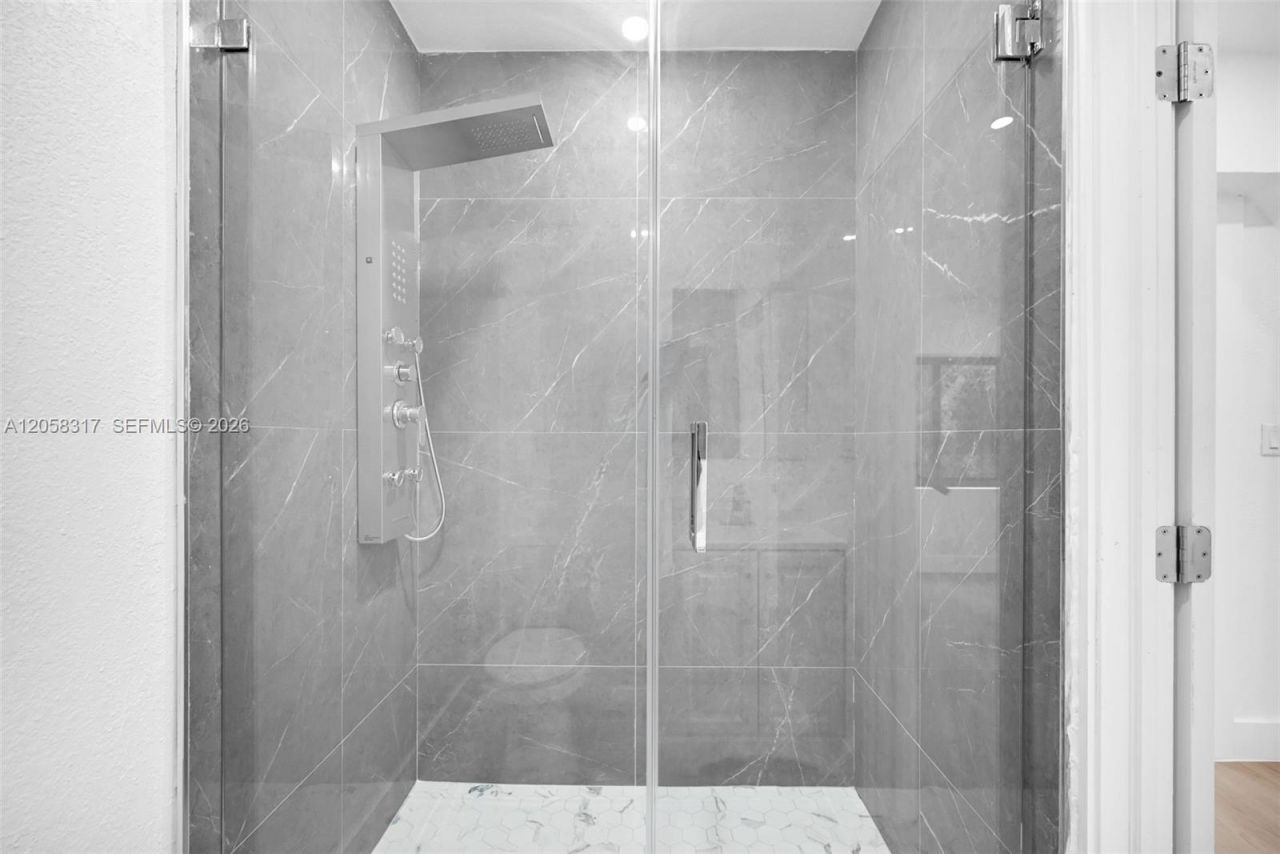 580 NW 116th Ter , Miami, FL 33168 Photo