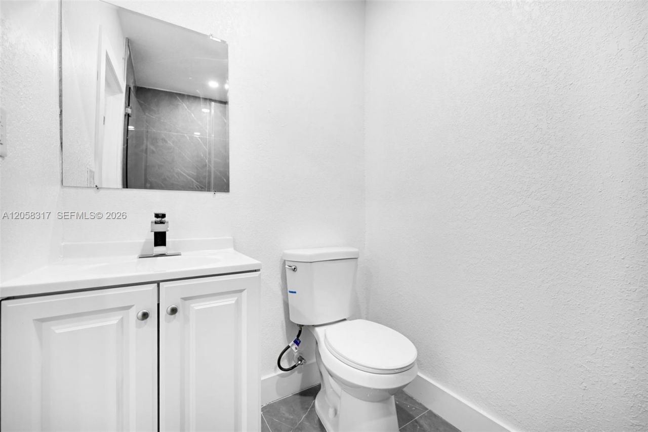 580 NW 116th Ter , Miami, FL 33168 Photo