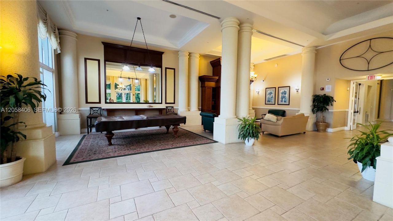 17100 N Bay Rd , Unit 1813, Sunny Isles Beach, FL 33160 Photo