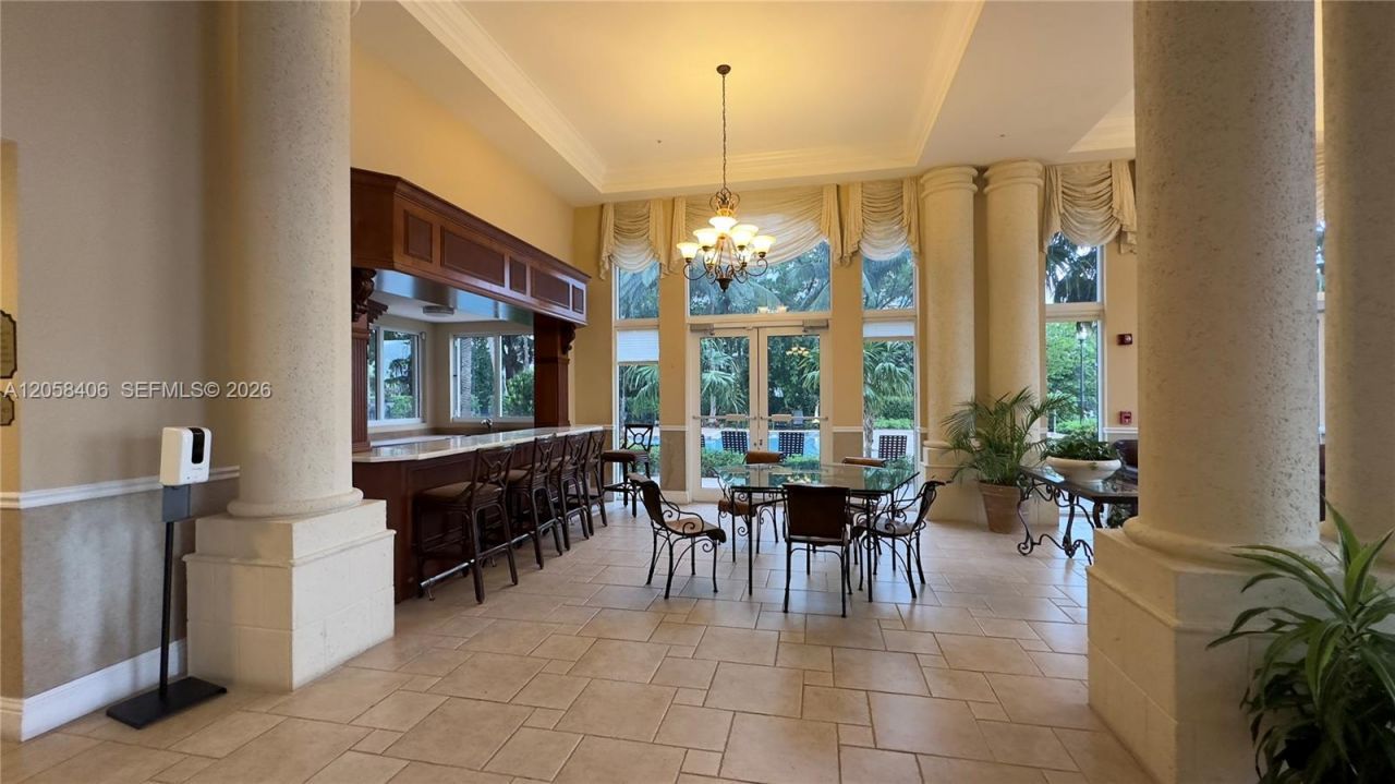 17100 N Bay Rd , Unit 1813, Sunny Isles Beach, FL 33160 Photo