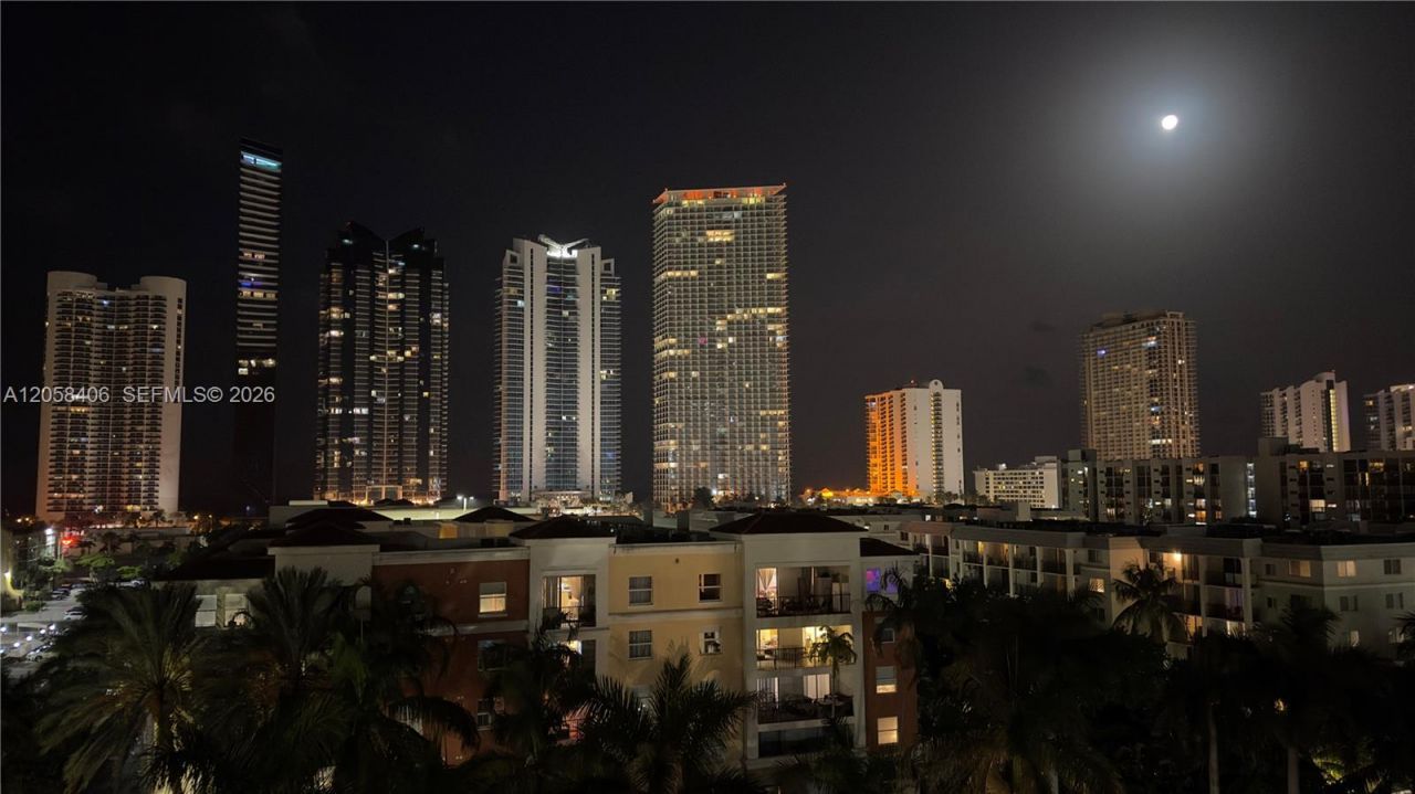 17100 N Bay Rd , Unit 1813, Sunny Isles Beach, FL 33160 Photo