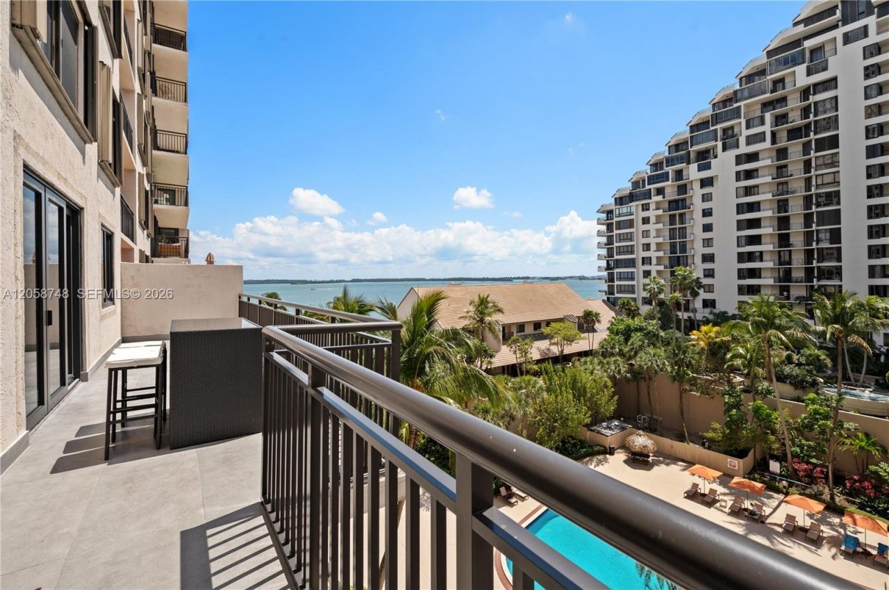 540 Brickell Key Dr , Unit 719, Miami, FL 33131 Photo