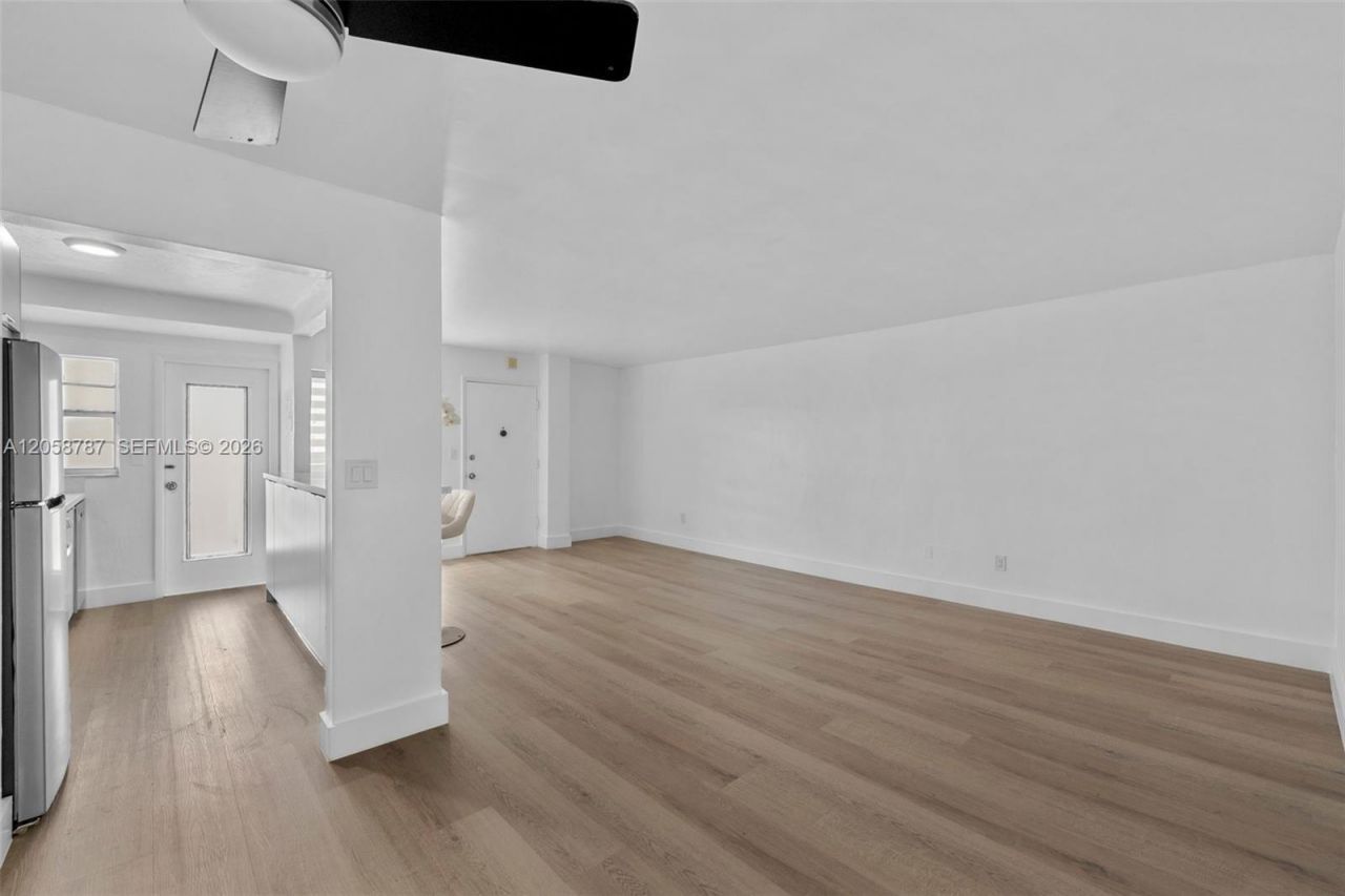 1340 Lincoln Rd , Unit 502, Miami Beach, FL 33139 Photo