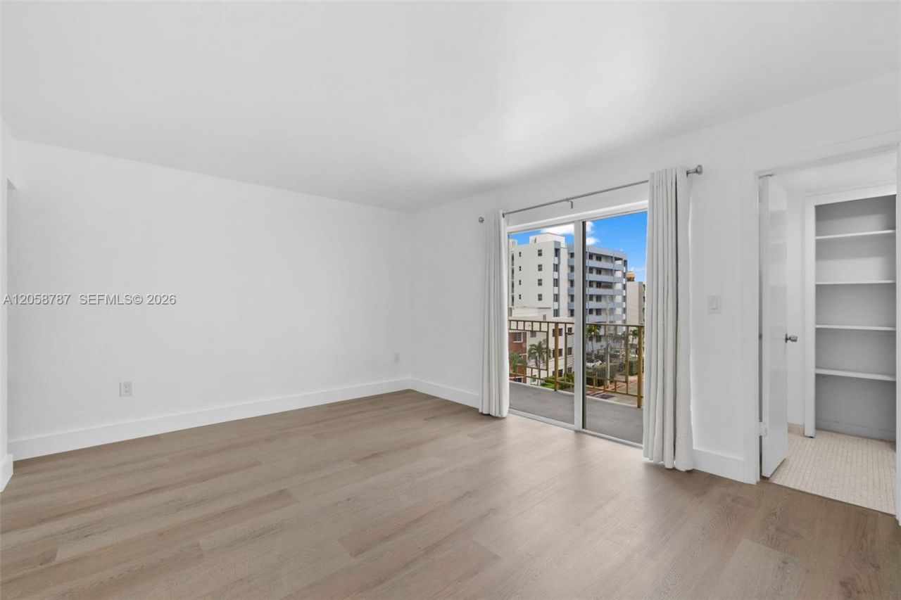 1340 Lincoln Rd , Unit 502, Miami Beach, FL 33139 Photo