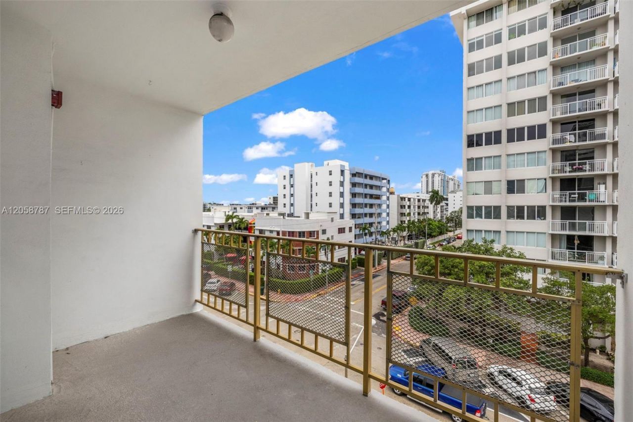 1340 Lincoln Rd , Unit 502, Miami Beach, FL 33139 Photo