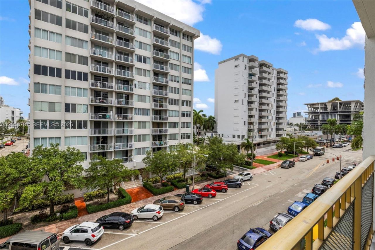 1340 Lincoln Rd , Unit 502, Miami Beach, FL 33139 Photo